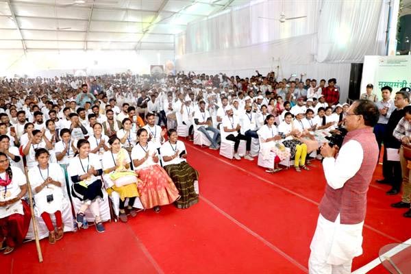 Madhya Pradesh: प्रदेशवासियों की जिंदगी सँवारने के सरकार के प्रयासों में उत्प्रेरक बने : मुख्यमंत्री